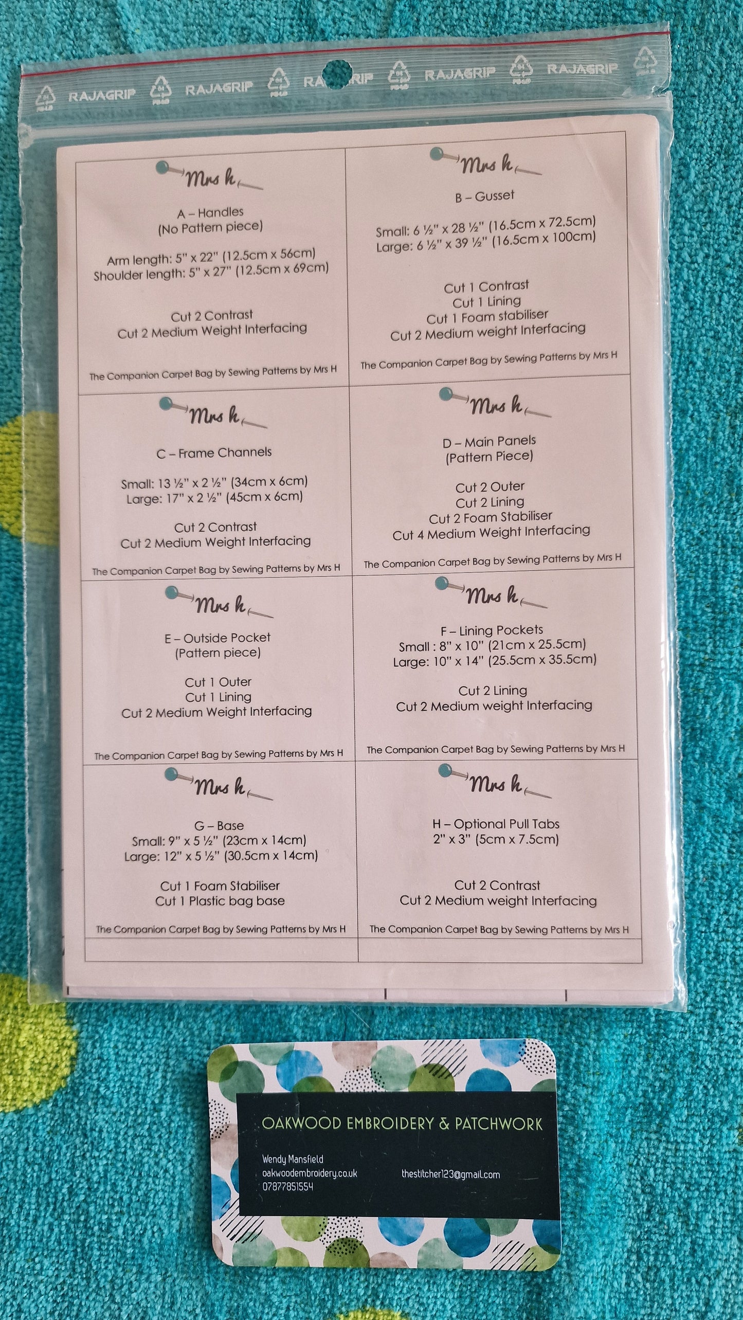 Dressmaking Pattern - Mrs H - The Companion Carpet Bag