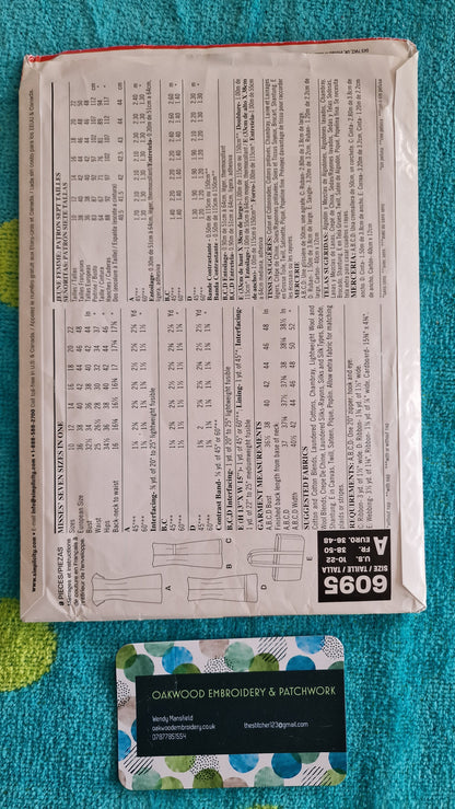 Dressmaking Pattern - New Look 6095 Dress - Size 10 to 22